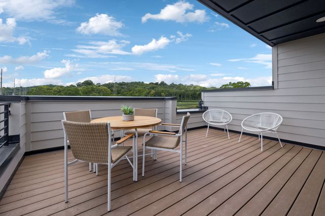 1015 W Trinity Ln Unit 4, Nashville, TN 37218