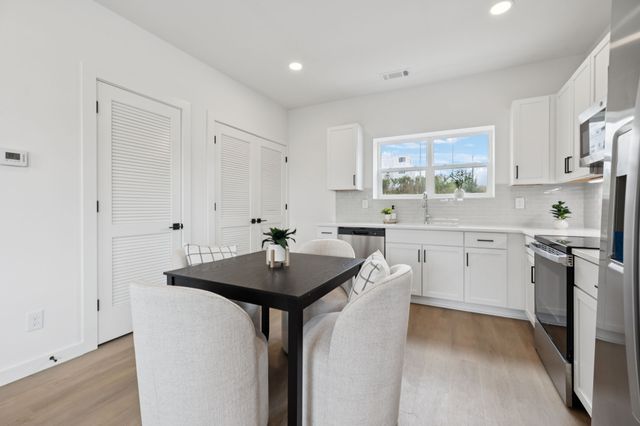 1015 W Trinity Ln Unit 4, Nashville, TN 37218