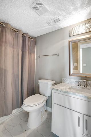 1545 Swallow Drive, Brentwood, MO 63144