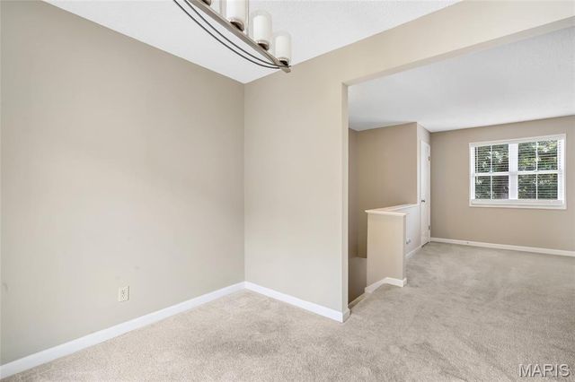 1545 Swallow Drive, Brentwood, MO 63144