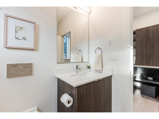 5496 Se Boise St, Portland, OR 97206