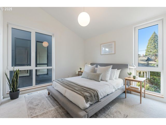 5496 Se Boise St, Portland, OR 97206