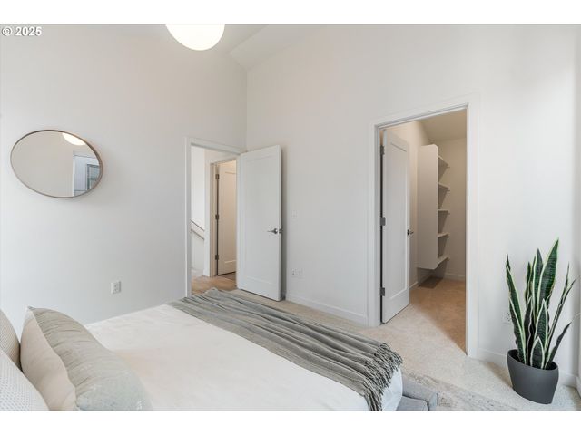 5496 Se Boise St, Portland, OR 97206