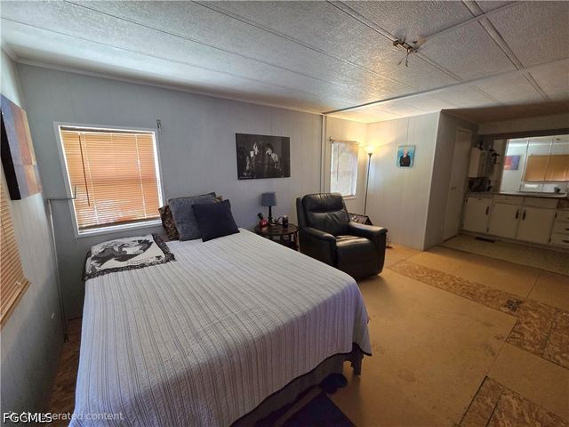 840 Peaceful DR, North Fort Myers, FL 33917