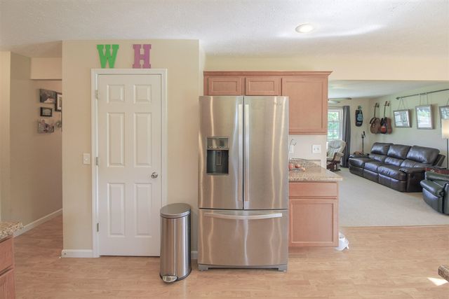 7677 Stermer Drive, Kalamazoo, MI 49048