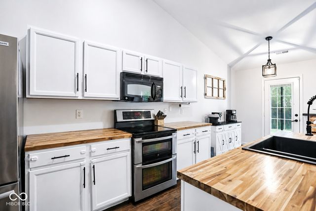 5843 Minden Drive, Indianapolis, IN 46221
