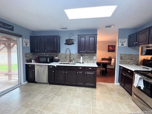 7543 PRAIRIE LACE, San Antonio, TX 78249