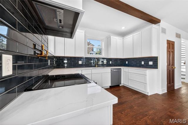 814 Clark Avenue, Webster Groves, MO 63119