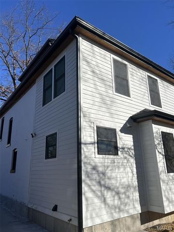 814 Clark Avenue, Webster Groves, MO 63119