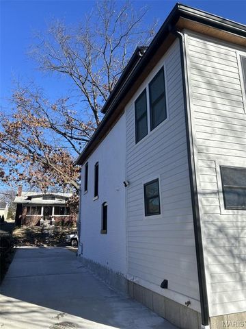 814 Clark Avenue, Webster Groves, MO 63119