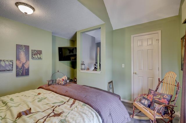 911 N Lincoln Street, Carterville, MO 64835