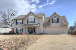 911 N Lincoln Street, Carterville, MO 64835