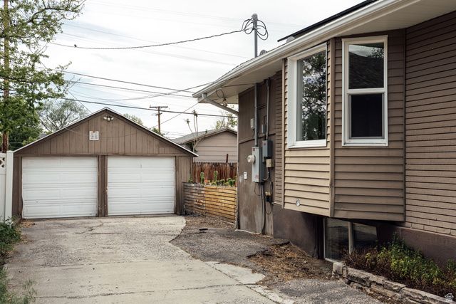 2156 S GREEN ST, Salt Lake City, UT 84106
