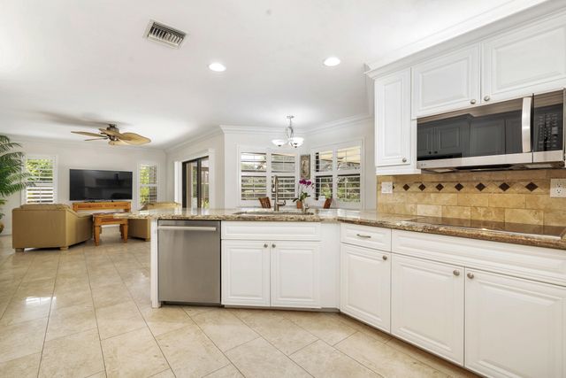 13358 MILES STANDISH Port, Palm Beach Gardens, FL 33410