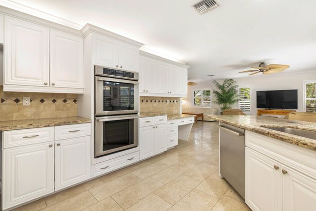13358 MILES STANDISH Port, Palm Beach Gardens, FL 33410
