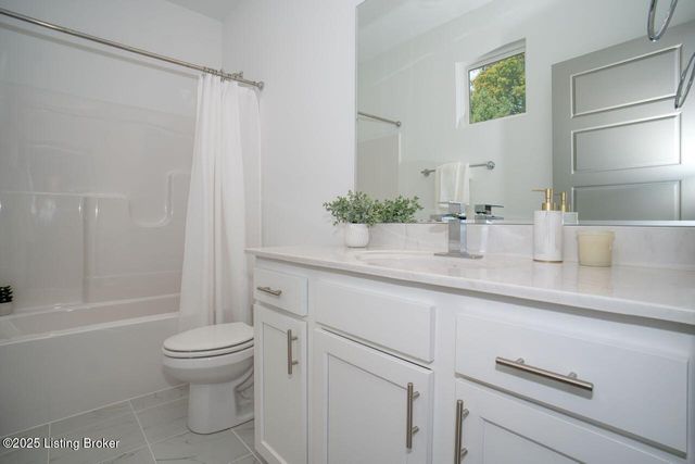 606 Burnett Farm Ln, Louisville, KY 40243