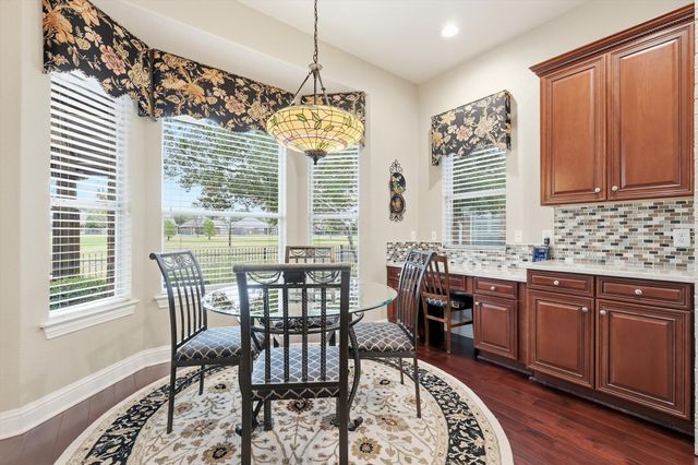 7254 Bay Hill Drive, Frisco, TX 75036