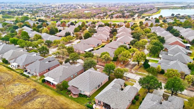 7254 Bay Hill Drive, Frisco, TX 75036