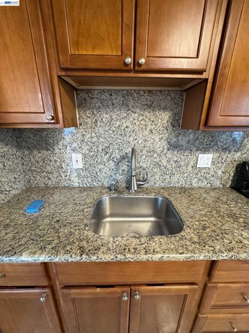 1840 90th Avenue, Oakland, CA 94603