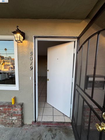 1840 90th Avenue, Oakland, CA 94603