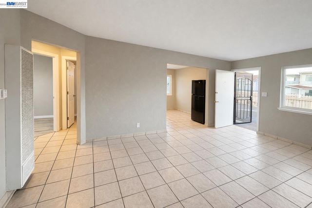 1840 90th Avenue, Oakland, CA 94603