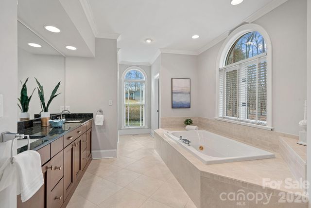 1317 Longleaf Court, Matthews, NC 28104