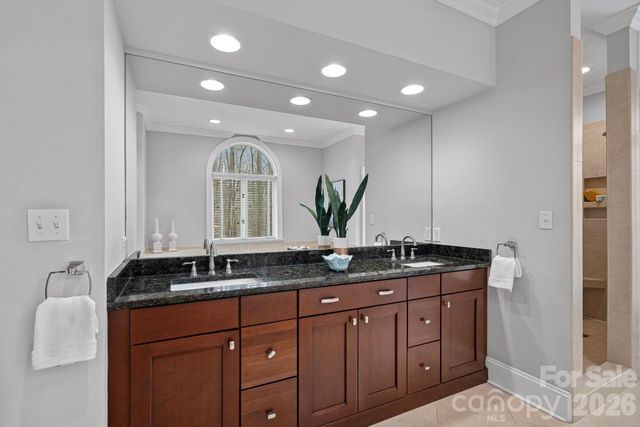 1317 Longleaf Court, Matthews, NC 28104