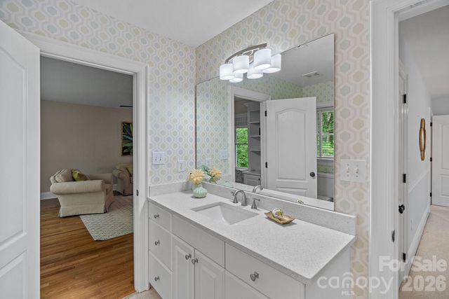 1317 Longleaf Court, Matthews, NC 28104