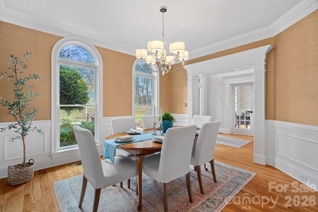 1317 Longleaf Court, Matthews, NC 28104