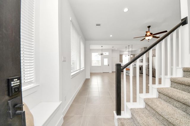 1522 Crystal Stream Drive, Missouri City, TX 77459