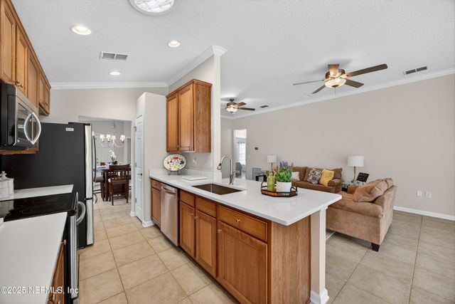 9133 SWEET TREE Trail, Jacksonville, FL 32256