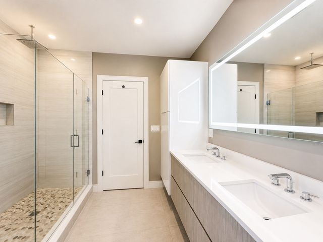 99 West St 1, Newton, MA 02459