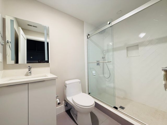 99 West St 1, Newton, MA 02459