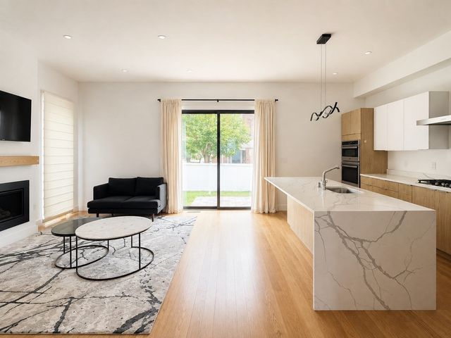 99 West St 1, Newton, MA 02459
