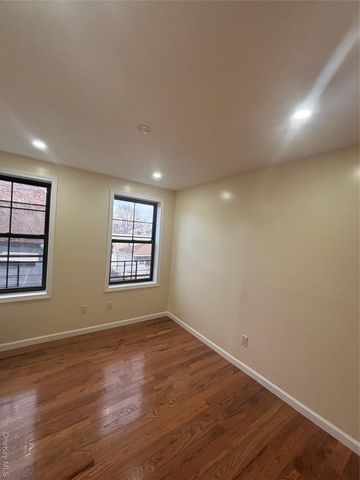 107-59 Sutphin Boulevard 2, Jamaica, NY 11435