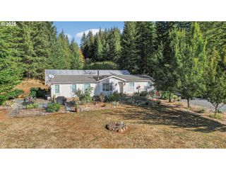 27331 S SKINNER Rd, Estacada, OR 97023