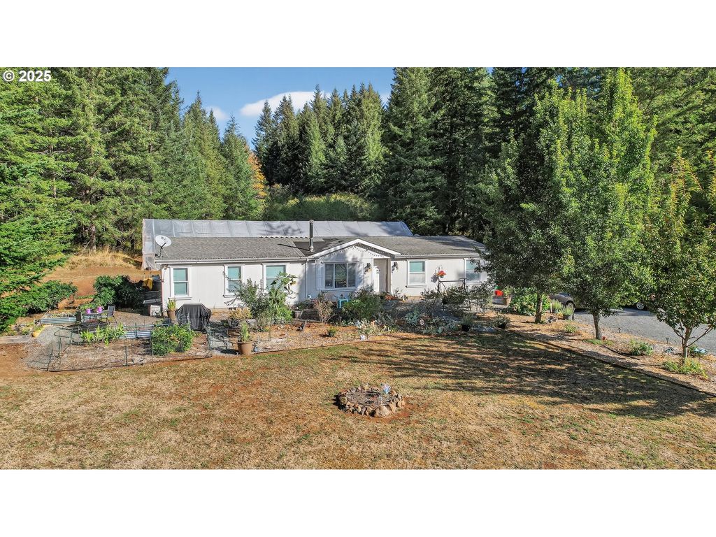 27331 S SKINNER Rd, Estacada, OR 97023
