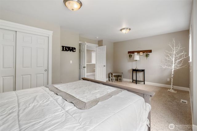 17845 Irwin Street SW, Rochester, WA 98579