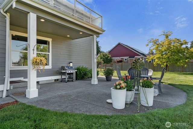 17845 Irwin Street SW, Rochester, WA 98579