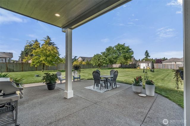 17845 Irwin Street SW, Rochester, WA 98579