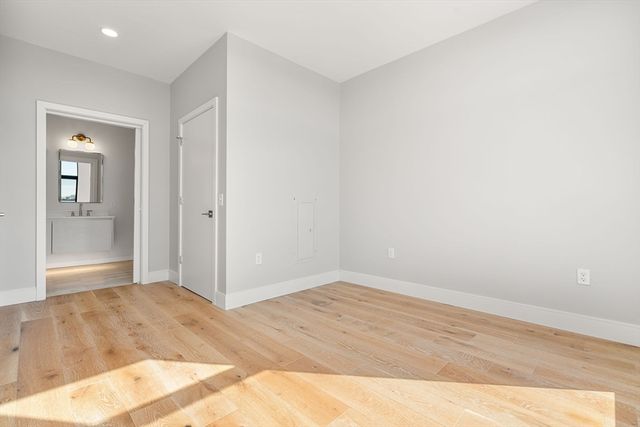 191 Washington St 710, Boston, MA 02135