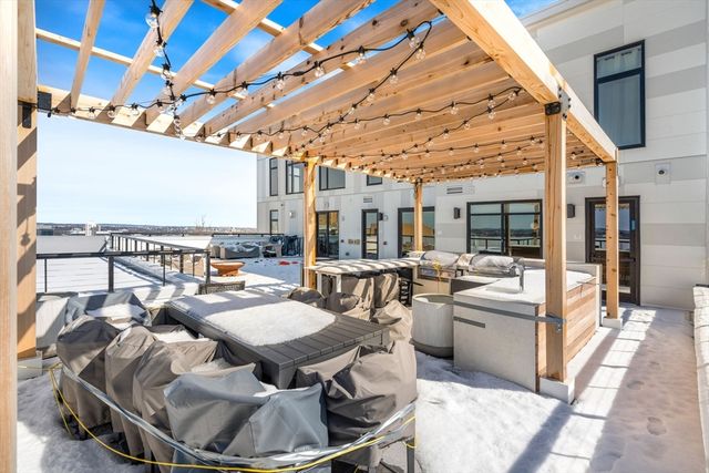 191 Washington St 710, Boston, MA 02135