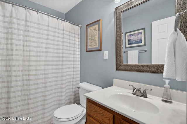 2410 Eastwood Cir, Crestwood, KY 40014