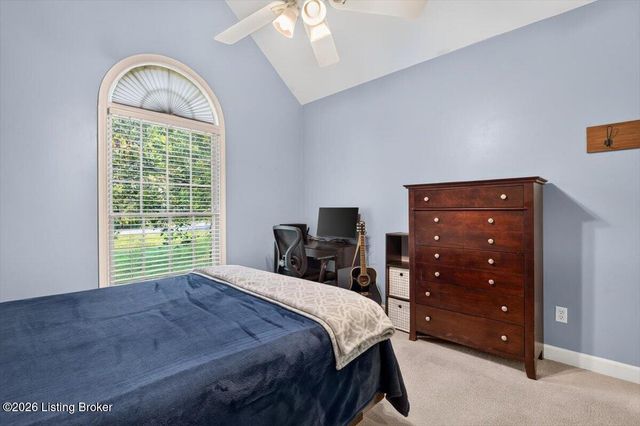 2410 Eastwood Cir, Crestwood, KY 40014