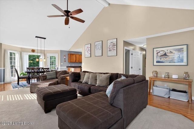 2410 Eastwood Cir, Crestwood, KY 40014