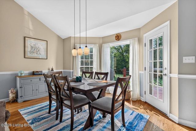 2410 Eastwood Cir, Crestwood, KY 40014