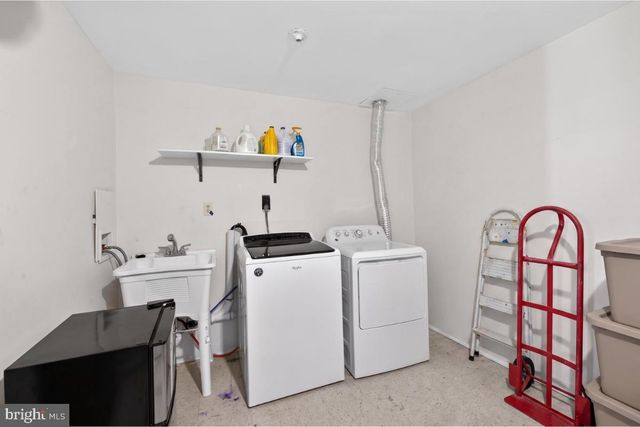 22 ARROWOOD CT, Baltimore, MD 21237
