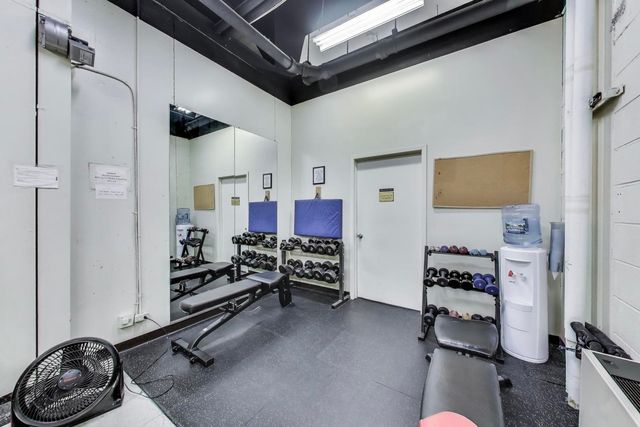 1310 N Ritchie Court 7B, Chicago, IL 60610