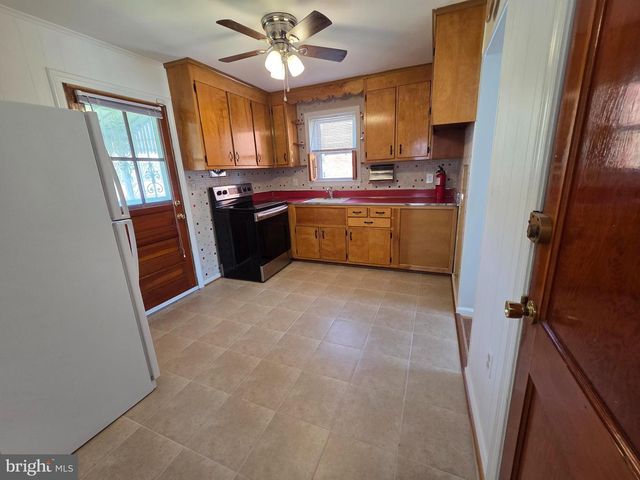 6412 FOSTER ST, District Heights, MD 20747