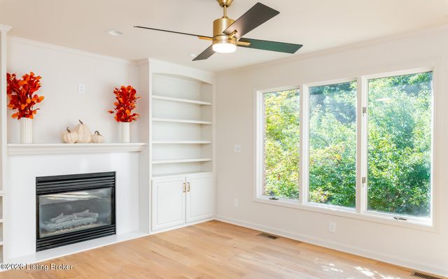 3102 Springstead Cir, Louisville, KY 40241